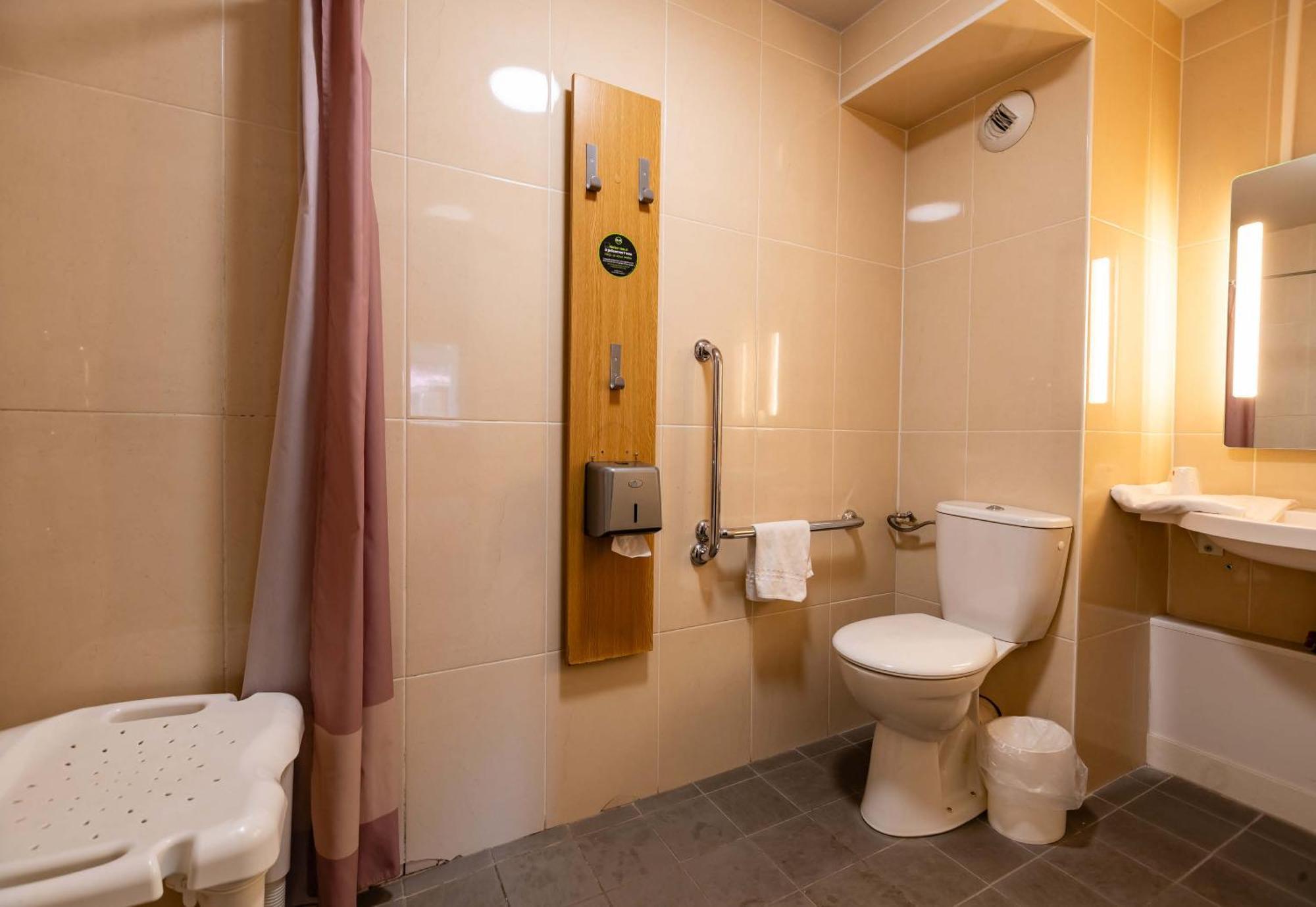 B&B Hotel Grenoble Universite 1 Gieres Ngoại thất bức ảnh